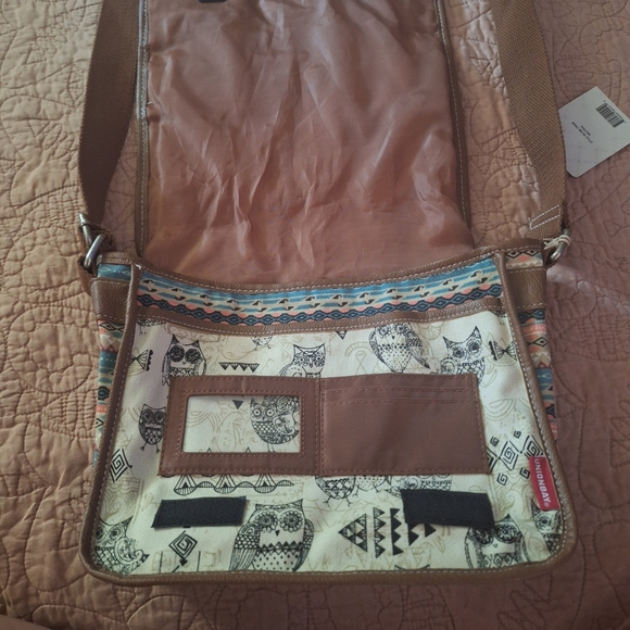 Women’s Unionbay Owl Crossbody Purse - Picture 7 of 11